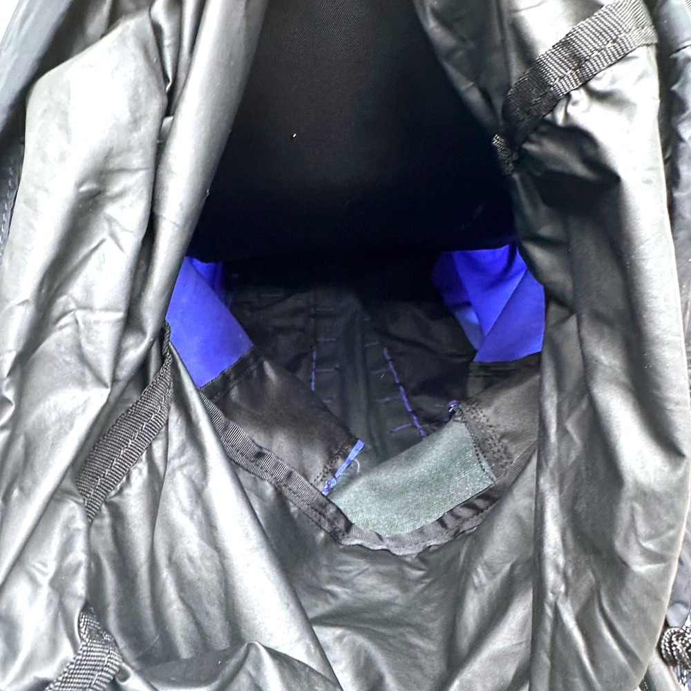 Quest Vintage Internal Frame Backpack Blue Black Geometric Hiking Trekking 22in - Picture 9 of 11